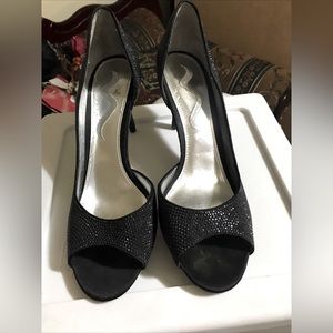 MINA BLACK High Heeled DRESS SHOE WOMENS 9.5W